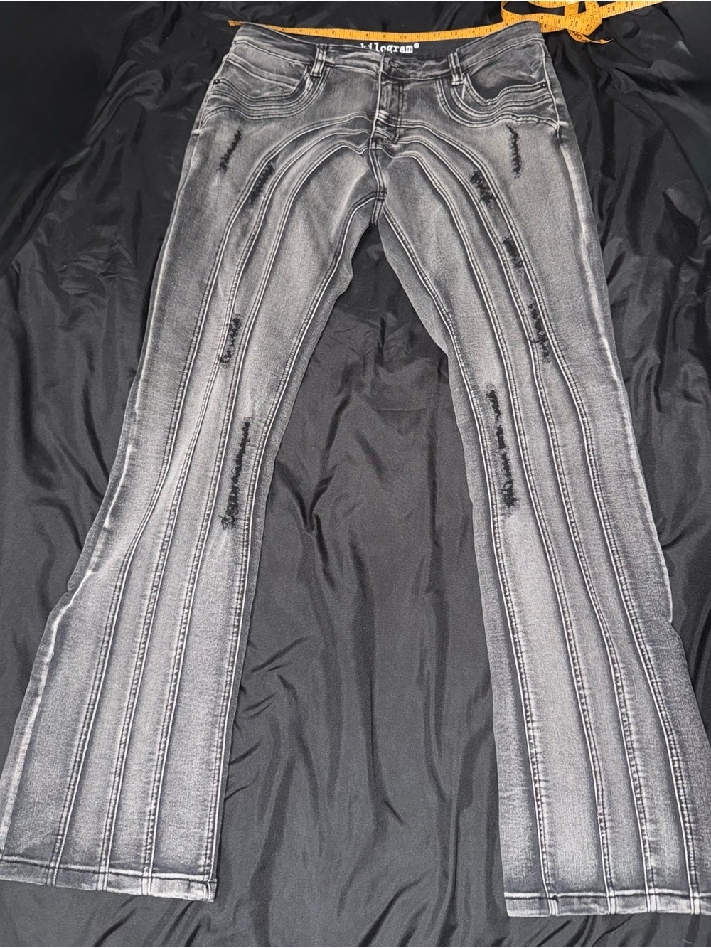 NWOT Grey Distressed Flare Jeans Vintage Wash Mid-rise 36x36